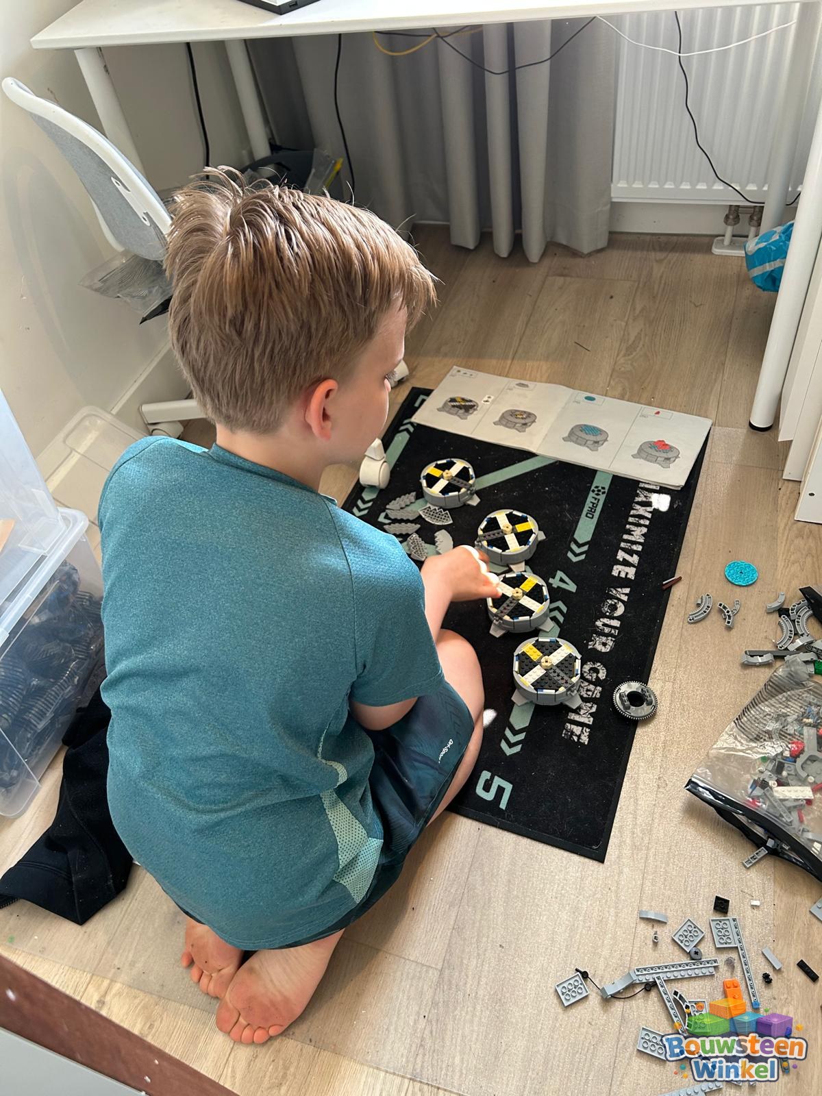 LEGO Star Wars AT-AT - 75313, gebouwd en ingestuurd door een huurder van Bouwsteenwinkel